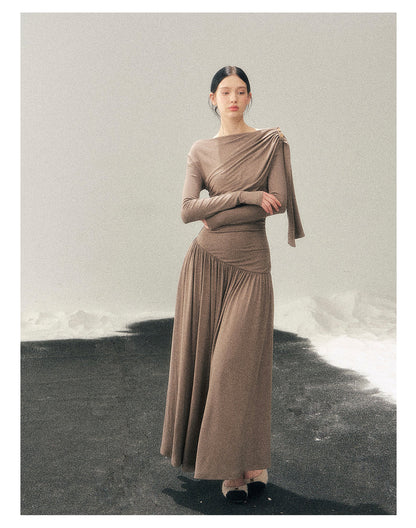 少也眼 "Pure Heart Reflected in Snow" French Cool Off-Shoulder Knit Maxi Dress