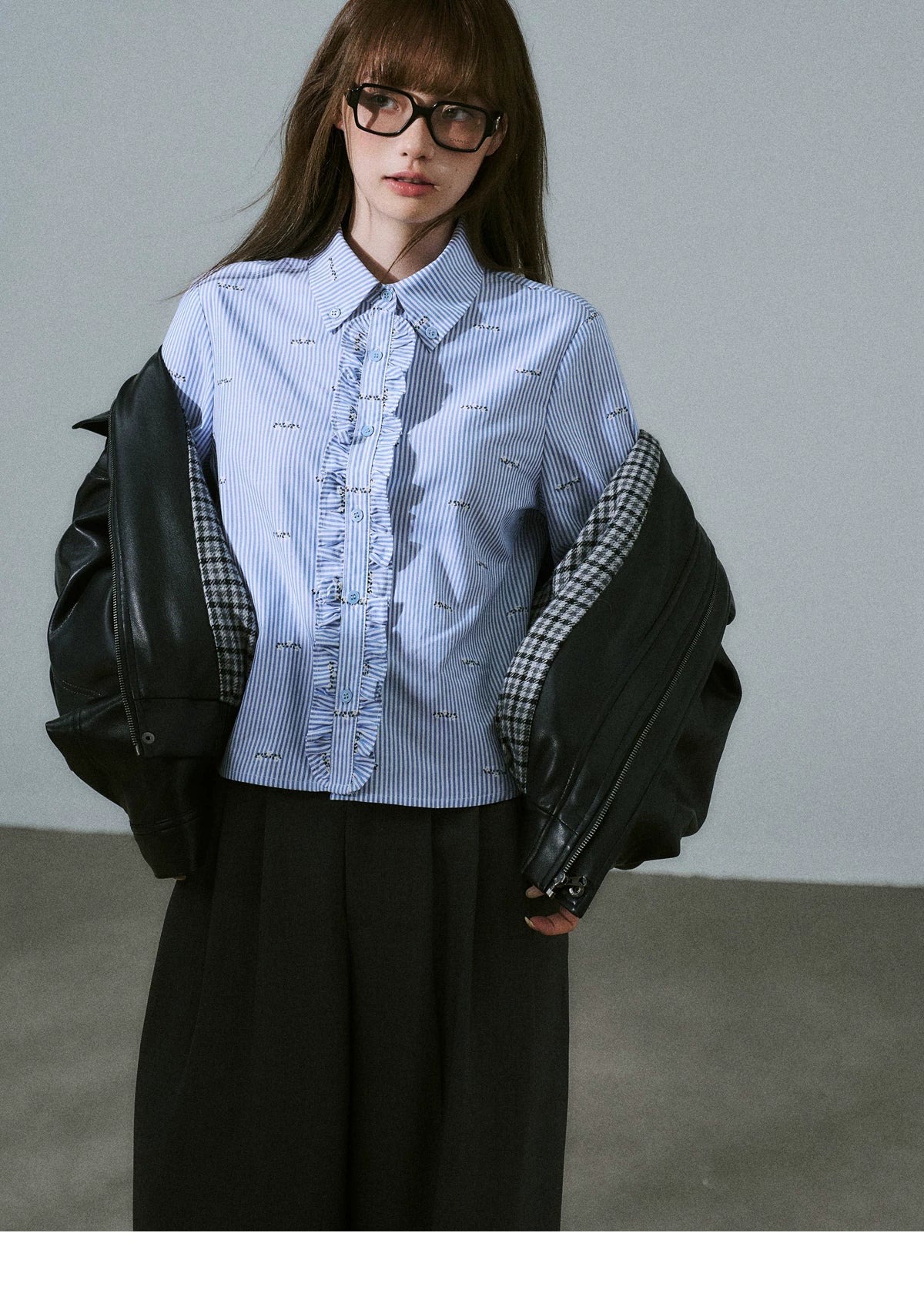 LOST FOREST - Blue Stripe Floral Jacquard Cropped Shirt