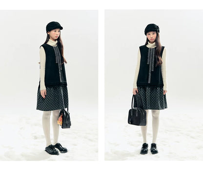 "Berlin Winter Chronicle" Black Polka Dot Capelet & Pinafore Dress Set
