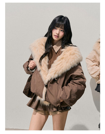 少也眼 “Call of the Distant Mountains” Down Jacket 946541
