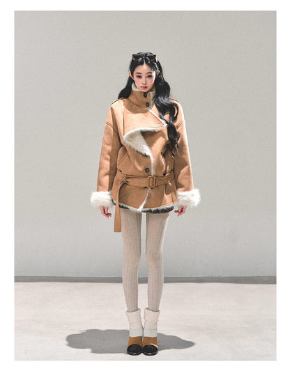 少也眼 "Monologue in the Snow" Suede Faux Shearling Jacket with Belt - Khaki 8746513