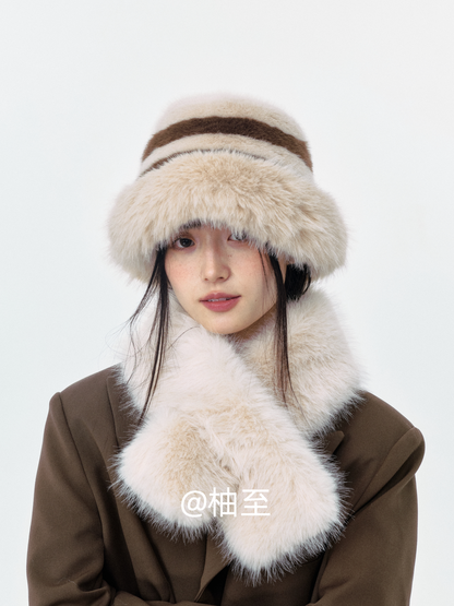 Off White Striped Plush Hat & Scarf Set – Cozy 2-Piece Winter Ensemble