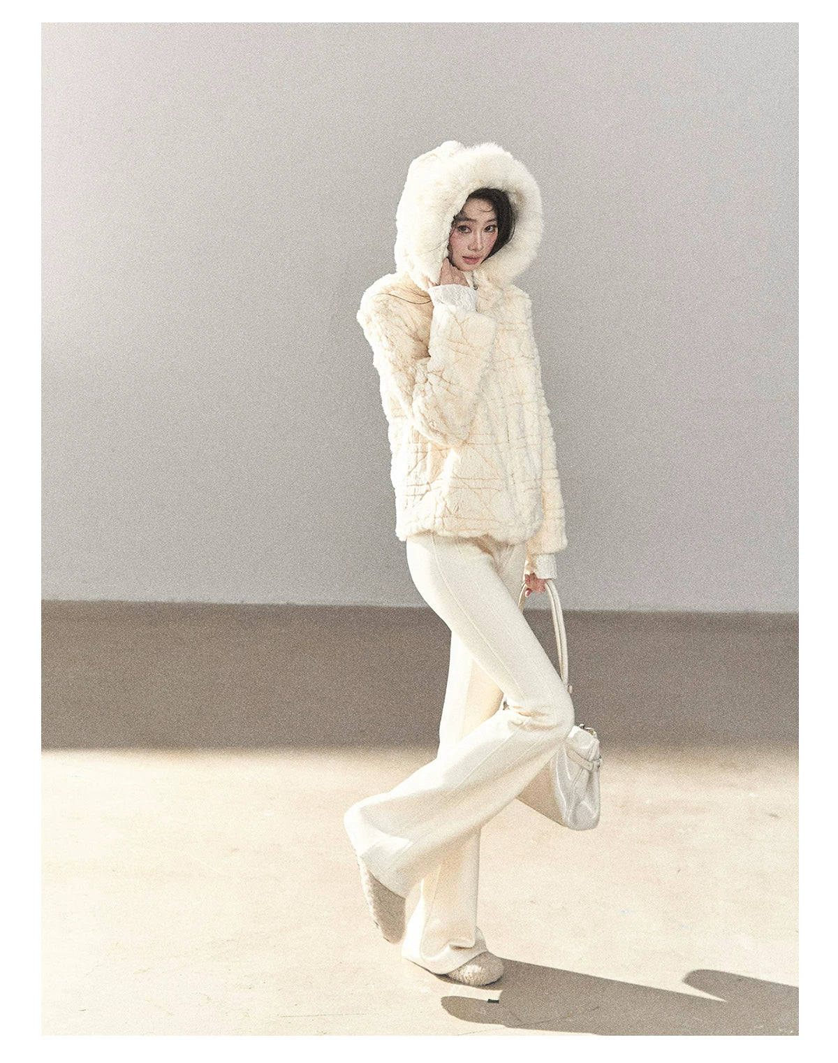 AOMALM - Cloud White Rabbit Fur Cropped Coat