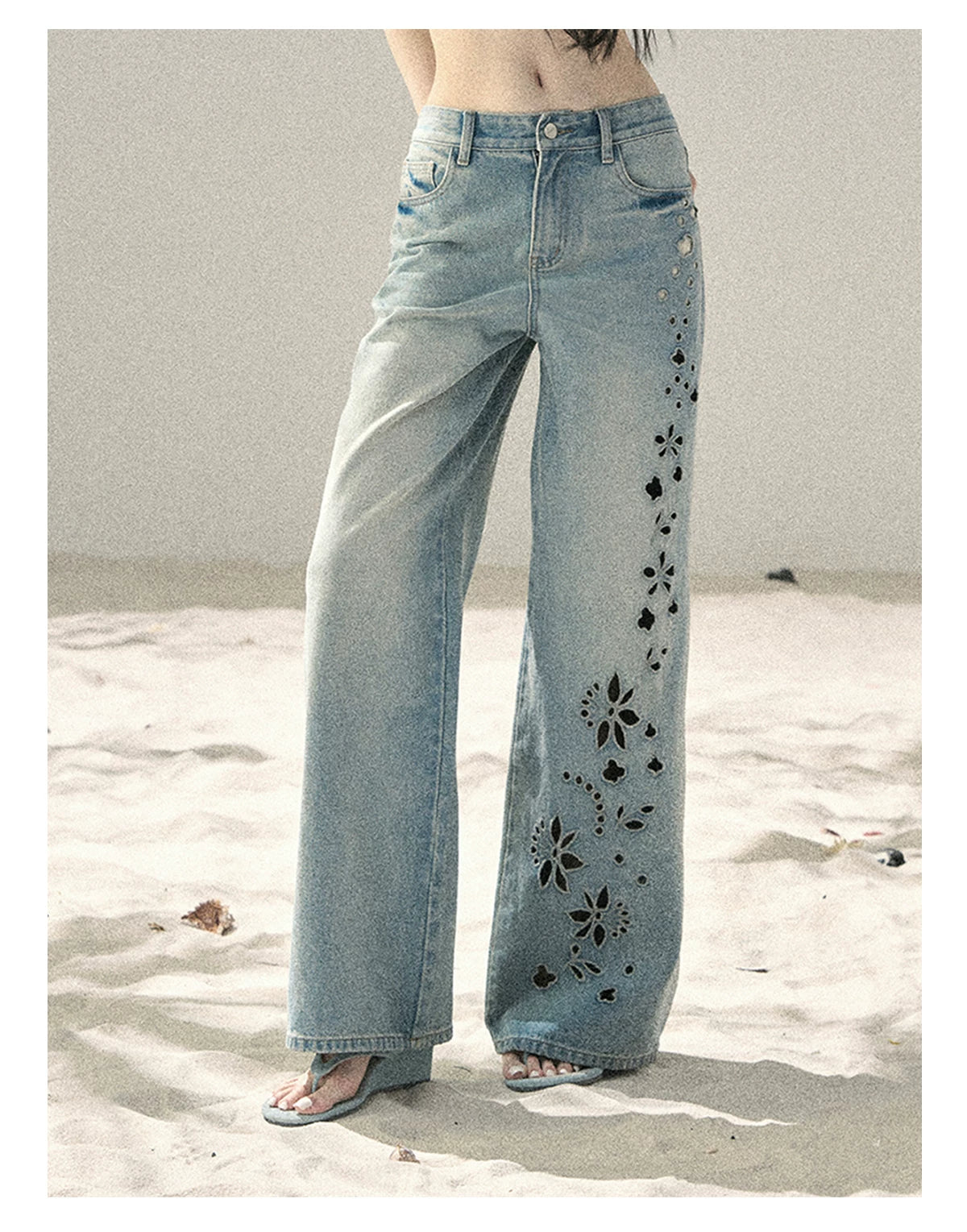 "Scent of Sea Salt" Vintage Blue Embroidered Wide-Leg Jeans 536843