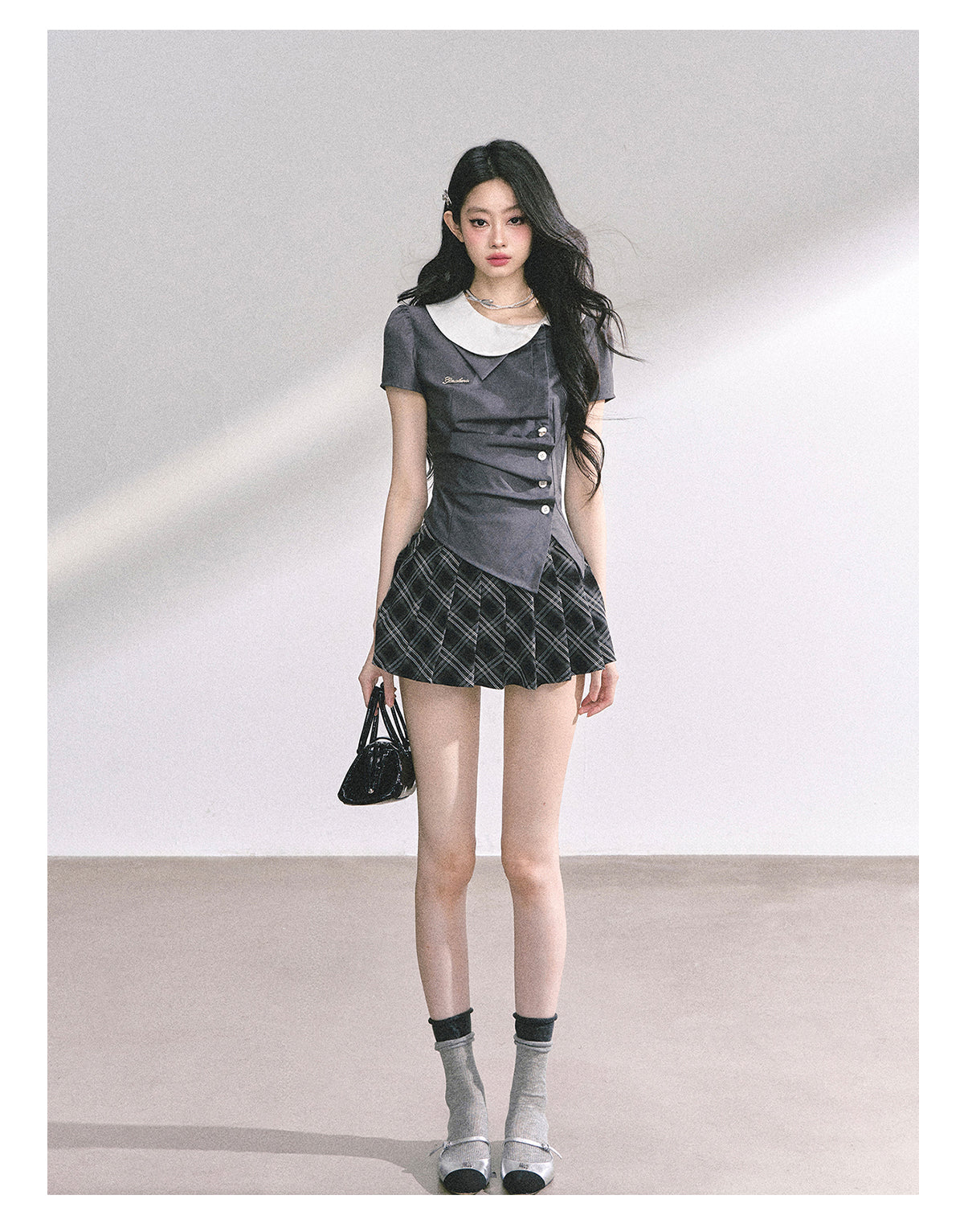 少也眼 “Seoul High Schooler” Two-Piece Set