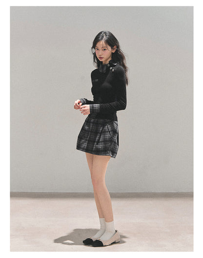 少也眼 “Silent Vanishing” Miu-Inspired Knit Top & Mini Skirt Set
