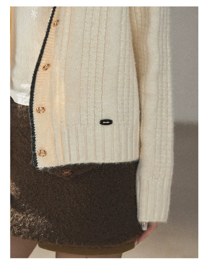 AOMALM - "Wrapped in the Evening Breeze" Milk Rice White Sailor-Collar Wool-Blend Knit Sweater