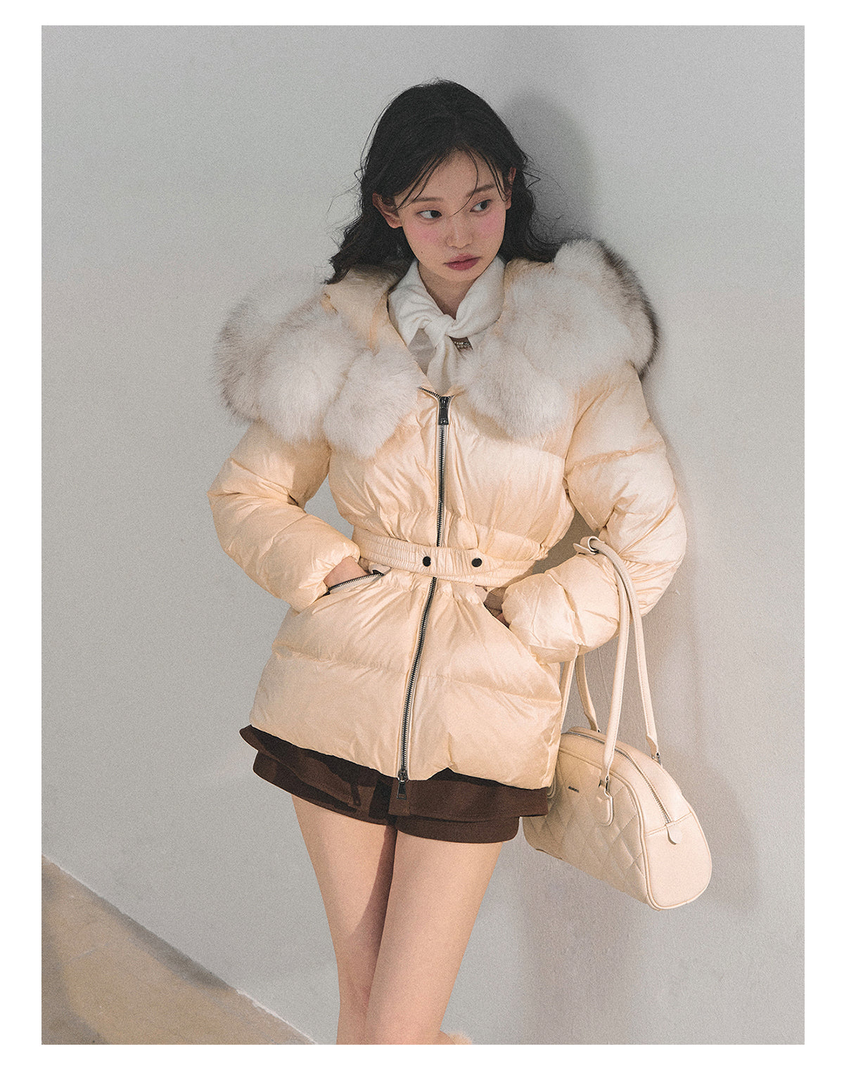 少也眼 “Snowcountry Floating Bridge” Thick Warm Down Jacket with Detachable Fur & Belt 661513
