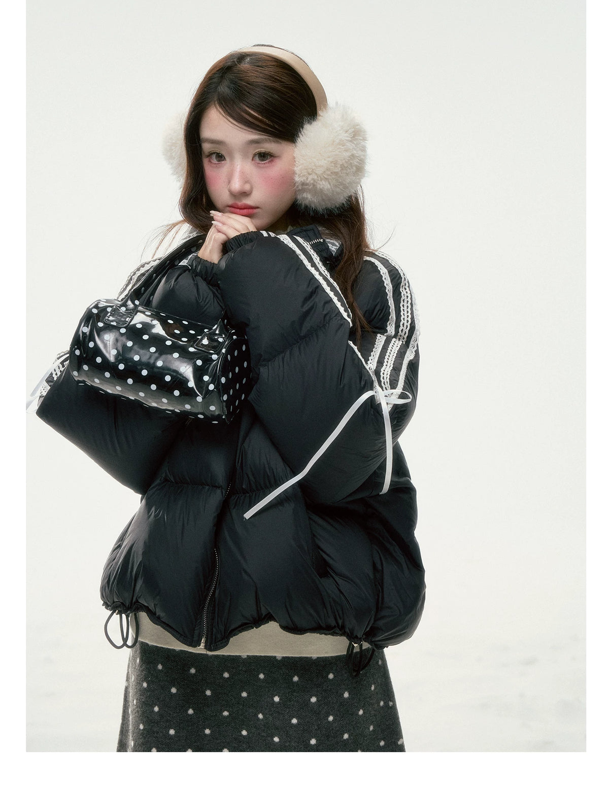 BIBIBENCY - Black Lace-Trimmed 90% White Duck Down Puffer Jacket