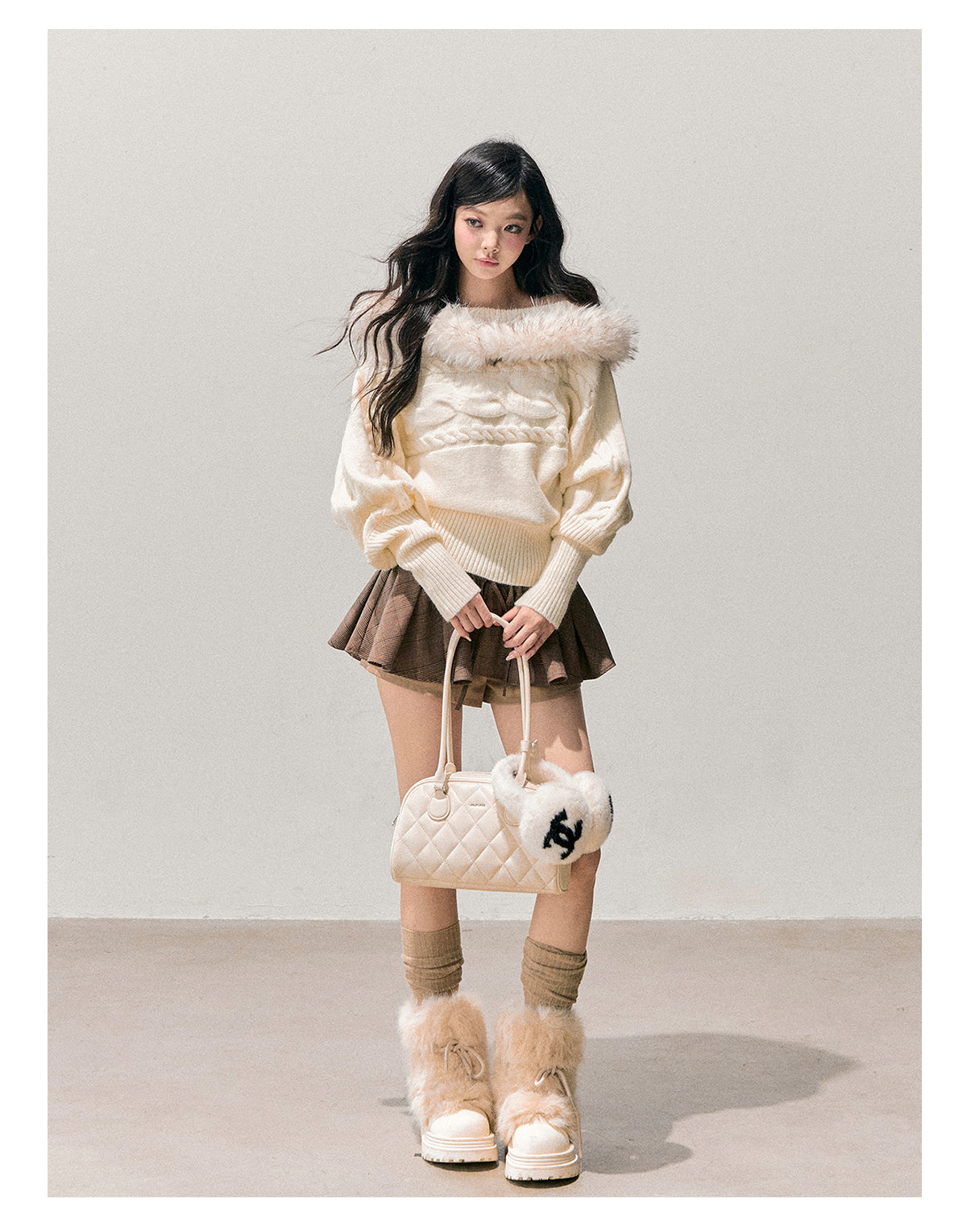 少也眼 “Tea-Scented Dusk” Off-Shoulder Mohair Sweater with Detachable Fur Trim 168459846