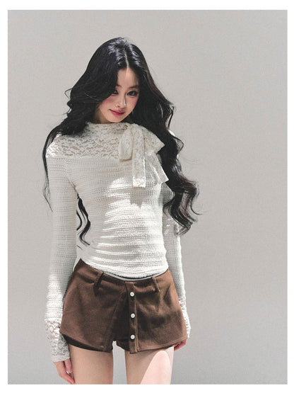 少也眼 “Monochrome Whispers" Lace Long-Sleeve Top - White