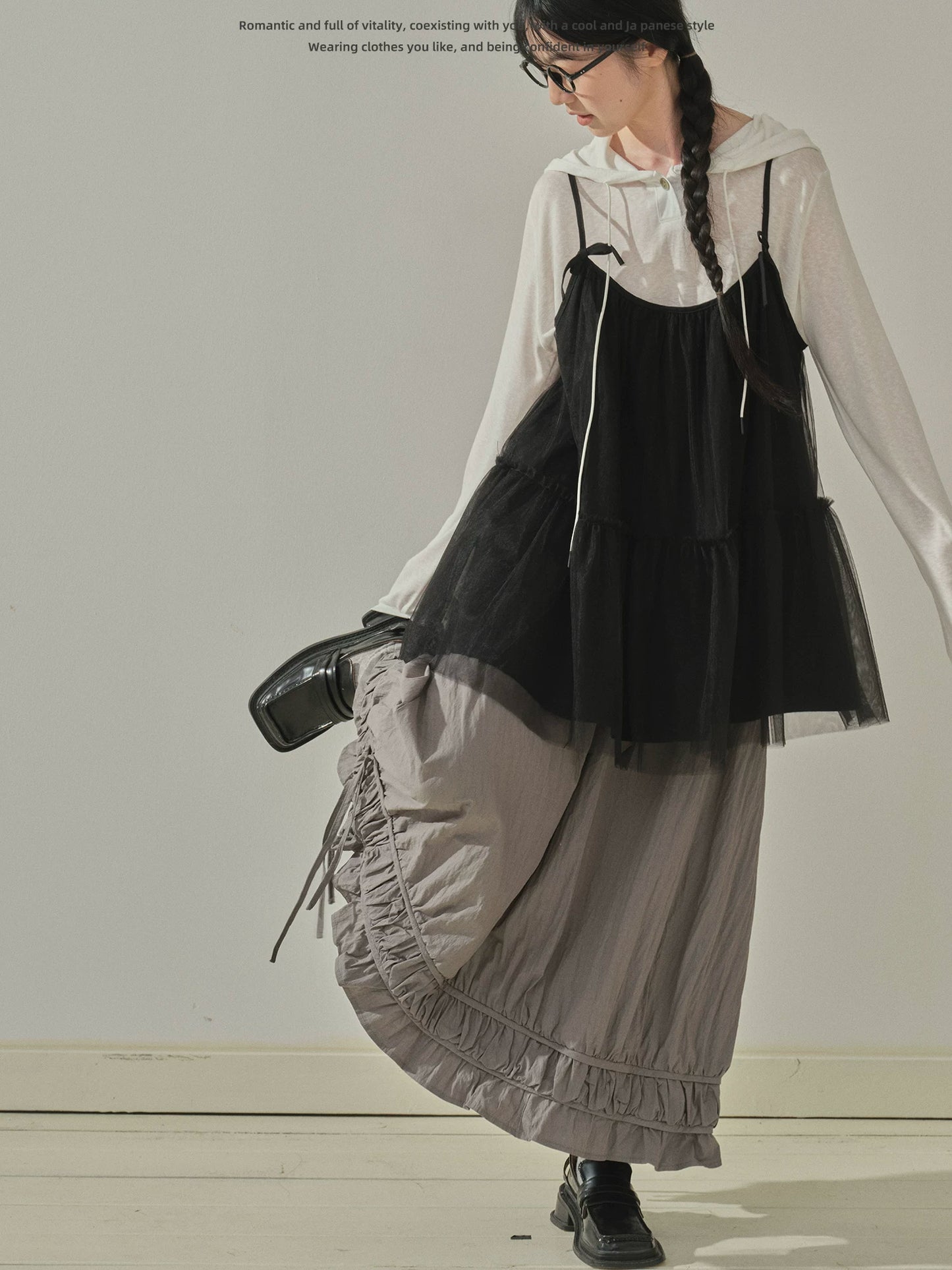 "Airy Veil" Layering Mesh Cami Top (Black / White)