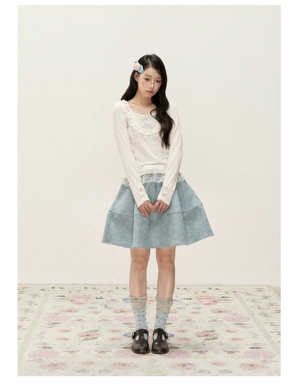 [RF] Cream Floral Peter Pan Collar Long-Sleeve Fitted Layering Top with Lace Details