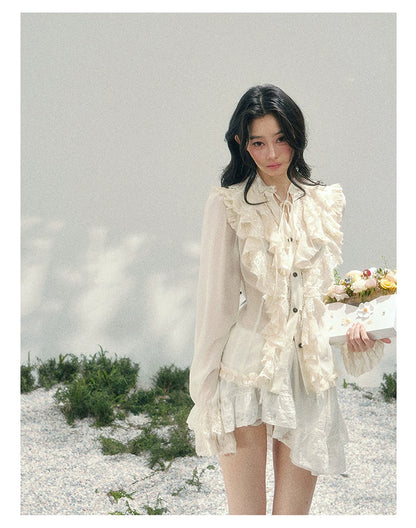 “Memory in Bloom” French Court Lace Flare Sleeve Top