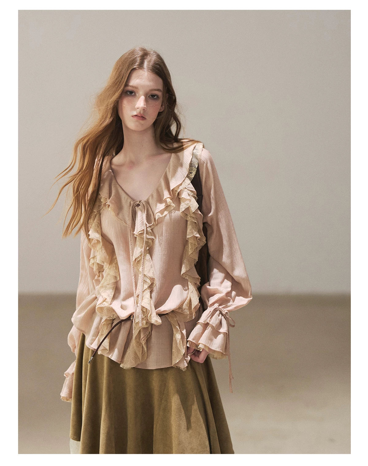 AOMALM - "A Featherlight Touch" French Camellia White Lace Chiffon Top with Belt (Camellia / Oatmeal / Cinnamon Pink)