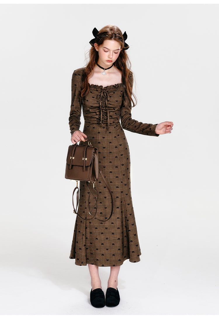 Bow Print Hip Fishtail Dress