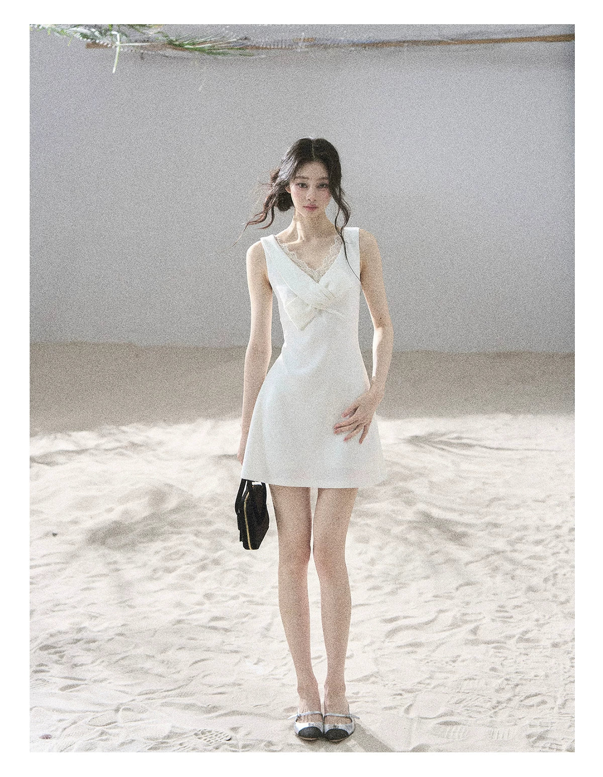 "White Tea Under the Moonlight" White Lace V-Neck Bodycon Mini Dress