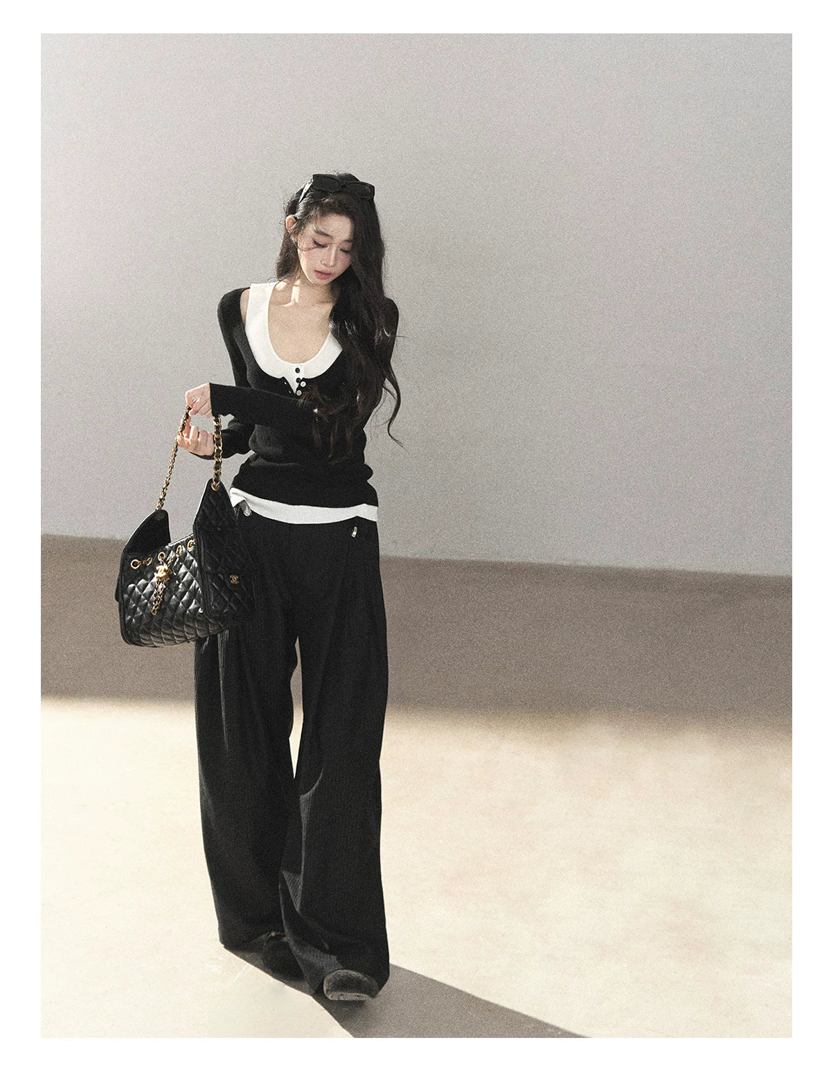 AOMALM - Korean U-Neck Faux Layered Knit Top