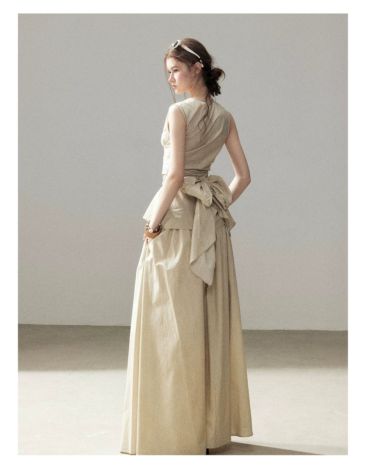 "The Last Falling Leaf" Milk Tea Lyocell Two-Piece Skirt Set