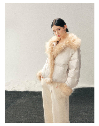 少也眼 “She Listens to the Snow’s Whisper” Pearl Matte White Fur-Collar Down Jacket