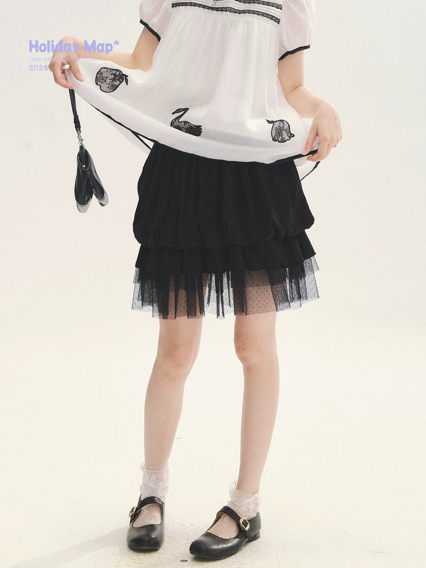 "Black & White Sonata" Polka Dot Mesh Tiered Jellyfish Skirt (White/ Black)