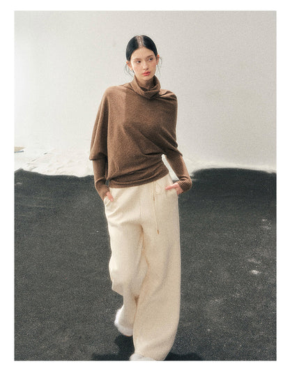少也眼 "Ember at Dusk" High-Neck Cozy Knit Top – Milk Tea