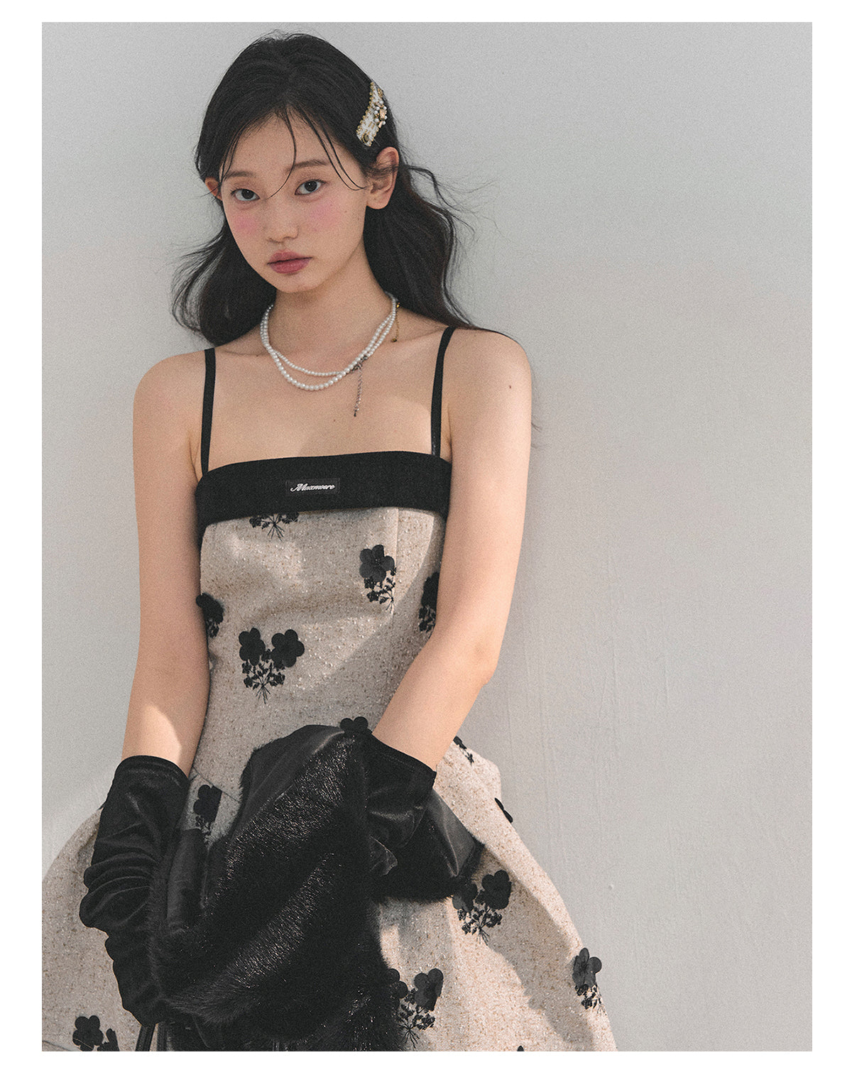 少也眼 “Whispers of Moss” Sparkle-Lined Gown with Faux-Fur Cape - Khaki/Black 6412124145