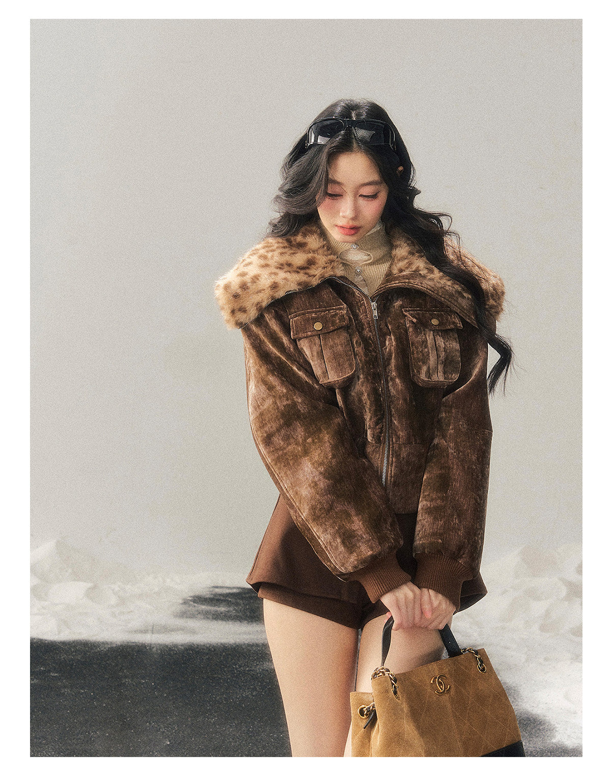 少也眼 "Defocused Dreams" Melard Leopard Utility Cropped Jacket - Chestnut Brown