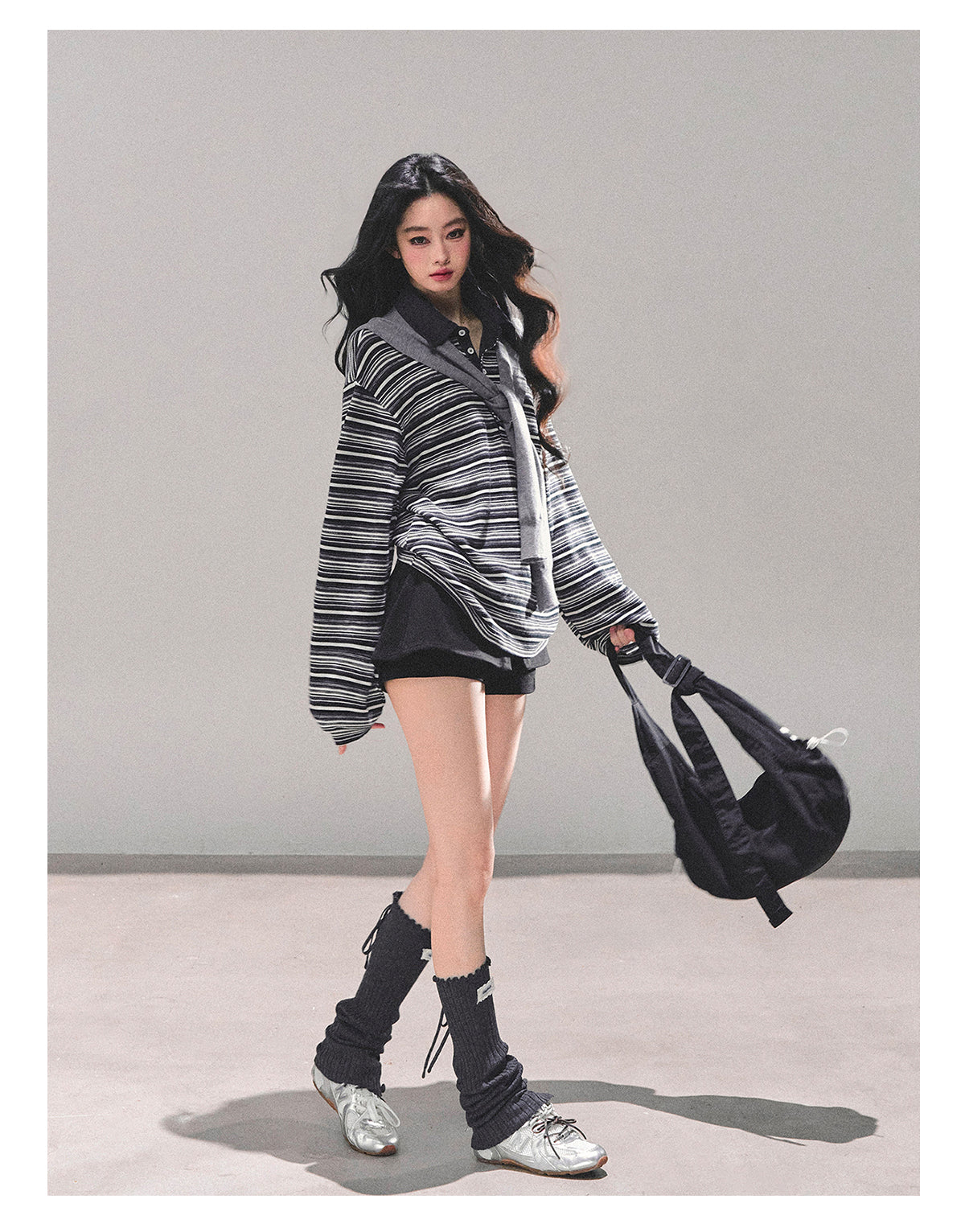 少也眼 "Unfinished Poem" Striped Polo Long Sleeve - Charcoal Gray 543682