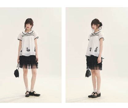"Antique Dollhouse" Lace Appliqué Peter Pan Collar Puff Sleeve Blouse (Ivory White/ Still Blue)