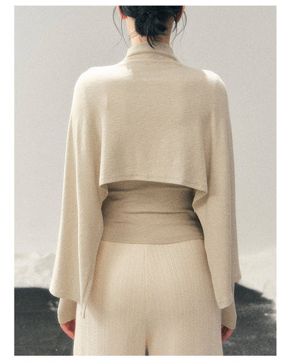 少也眼 "Moss Whisper" Ivory Two-Tone Shawl T-Shirt Two-Piece Set