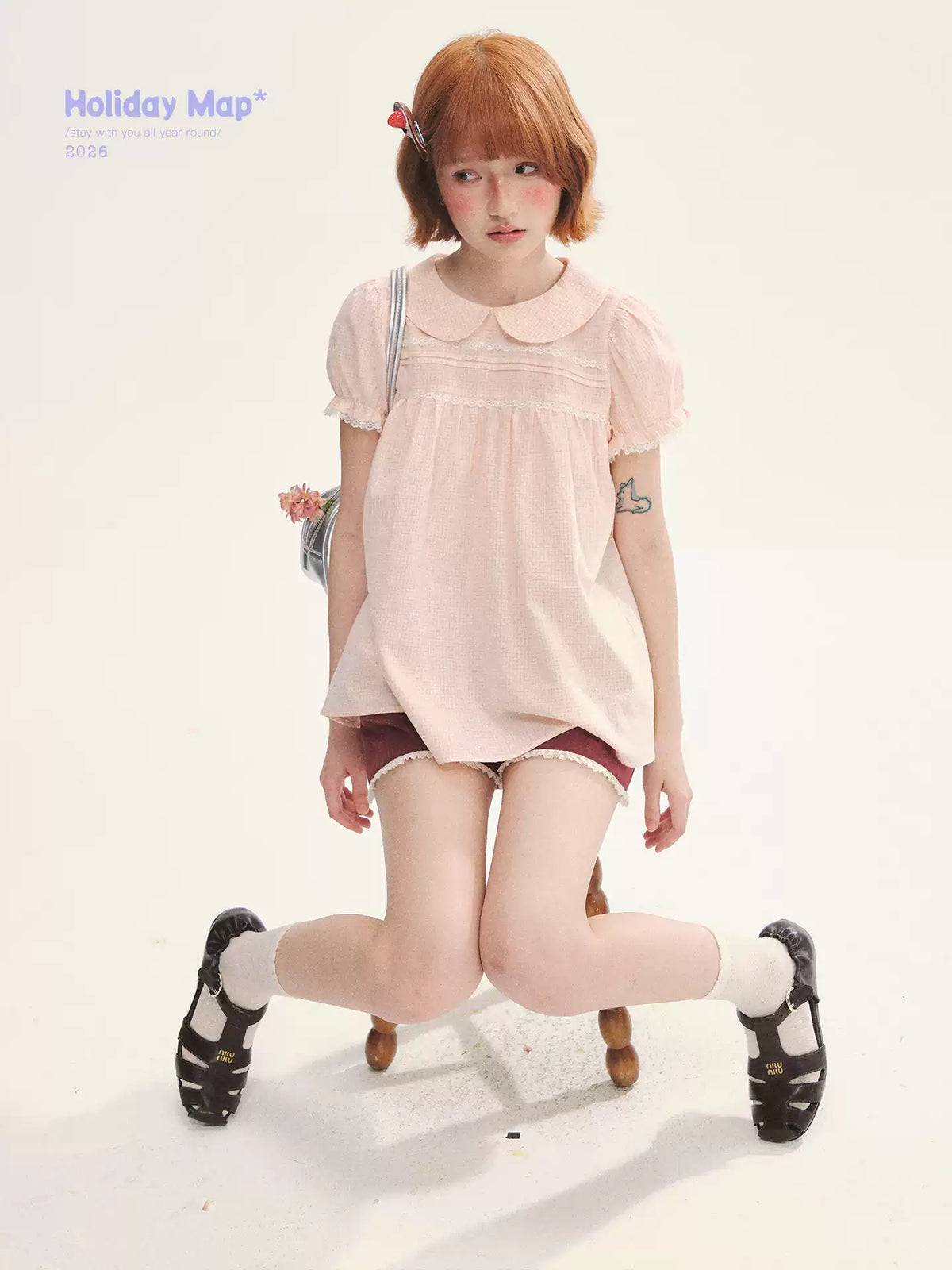 "Sweet Silhouette" Plaid Lace Trim Puff Sleeve Peter Pan Collar Blouse (Red Blue / Red White)