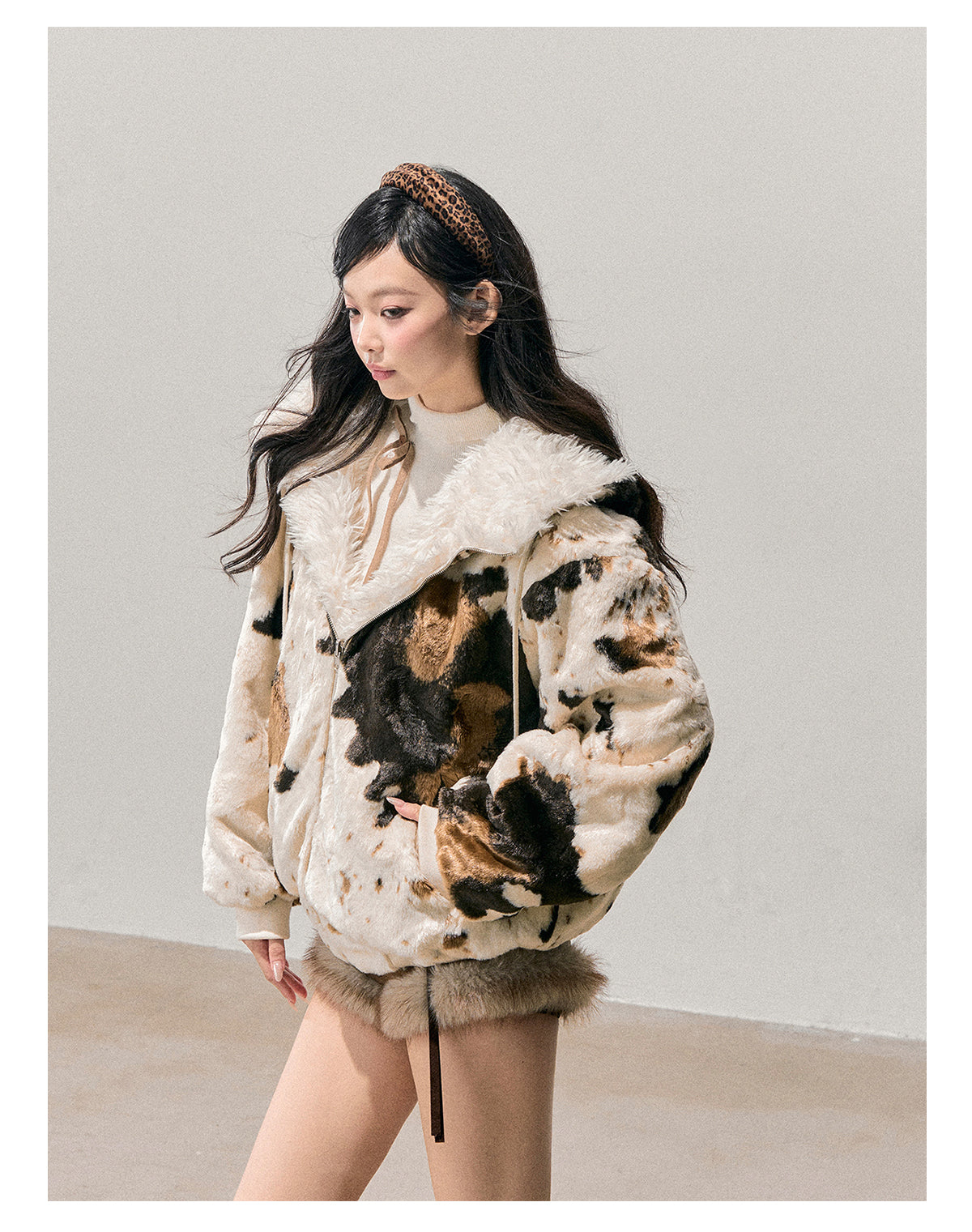 少也眼 “Before the Snow Falls” Faux Shearling Jacket 58436136