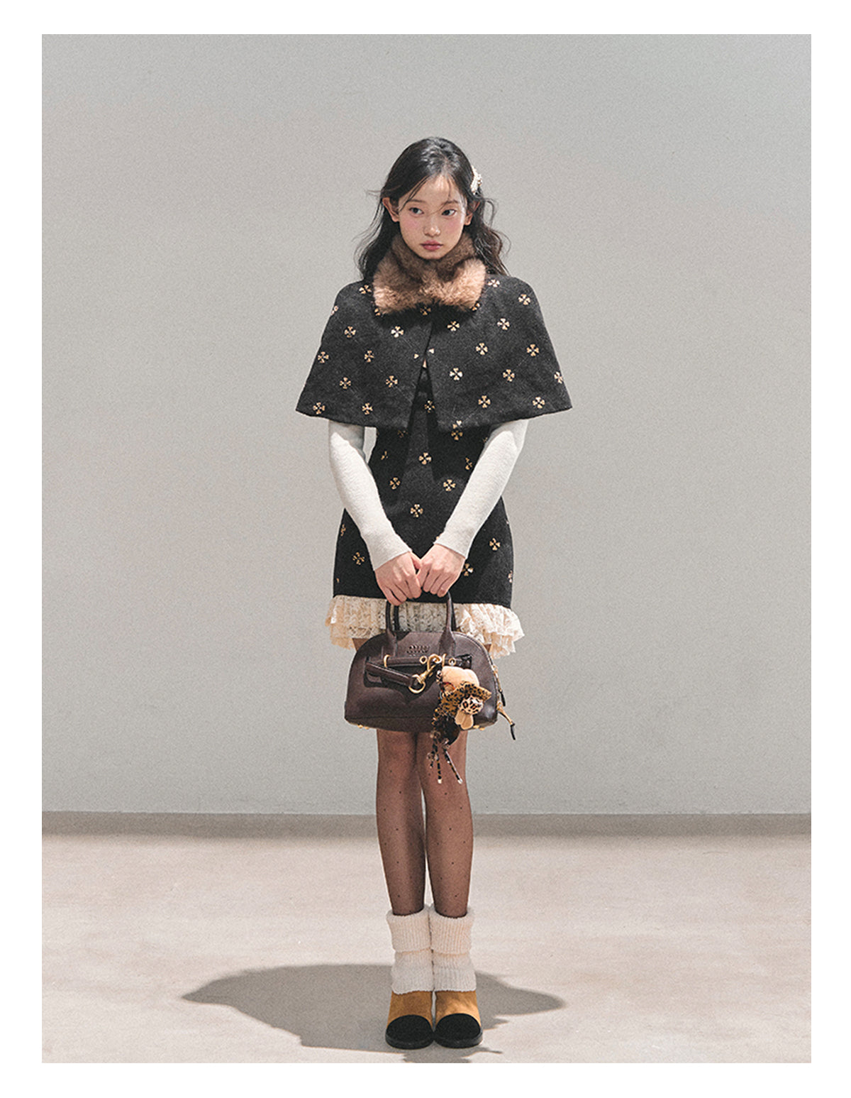 少也眼 “Snowy Night Waltz” French-Style Wool Dress with Detachable Fur Cape