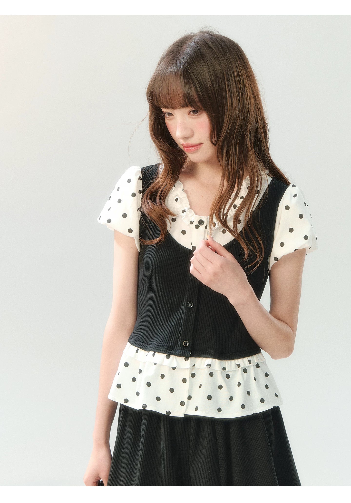 "Black Tea & Cream" Polka Dot Two-Piece Skirt Set SH2026202