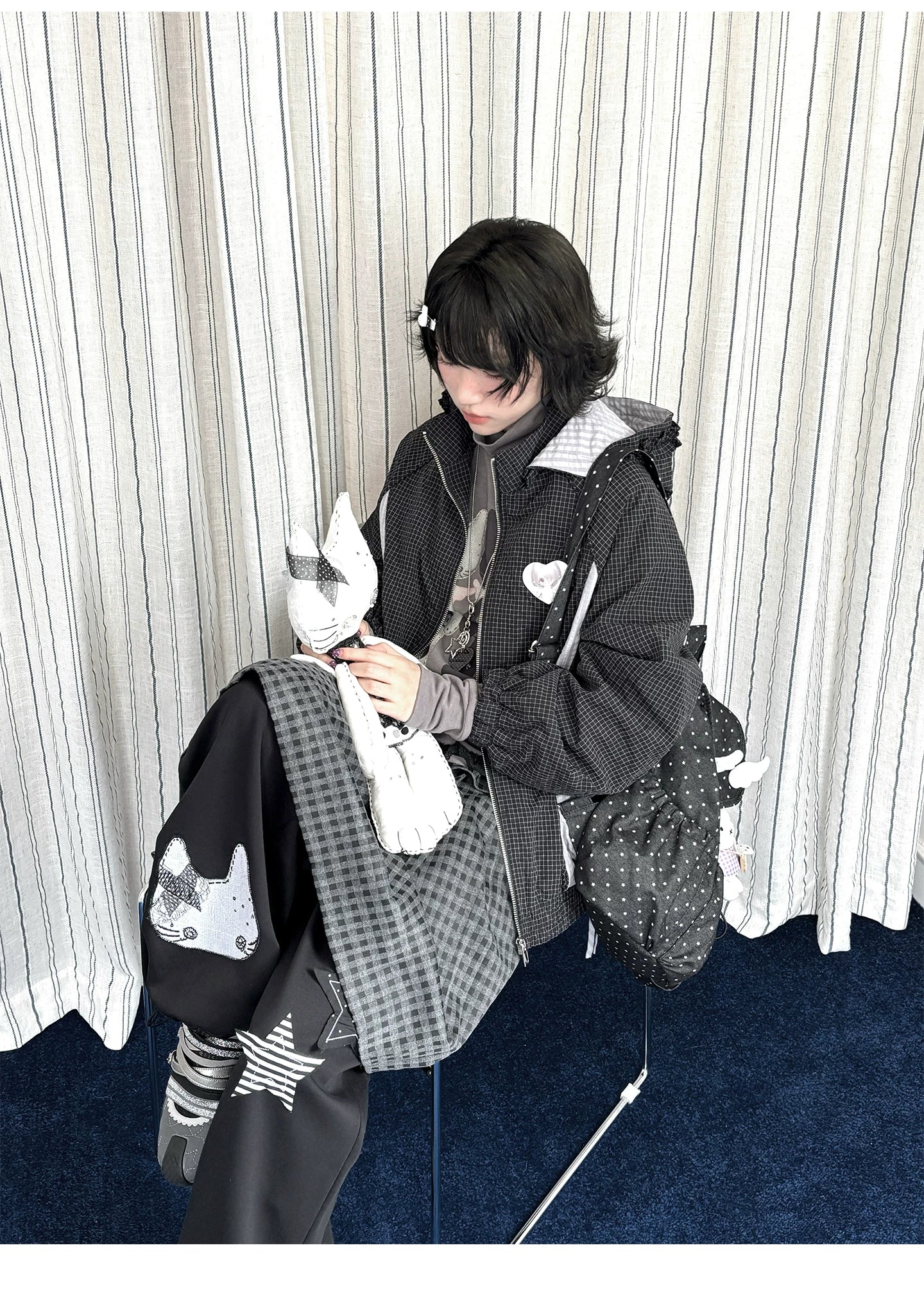 "Cold Air" Black Padded Jacket / Base Layer Top / Polka Dots Skirt / Sweatpants Set