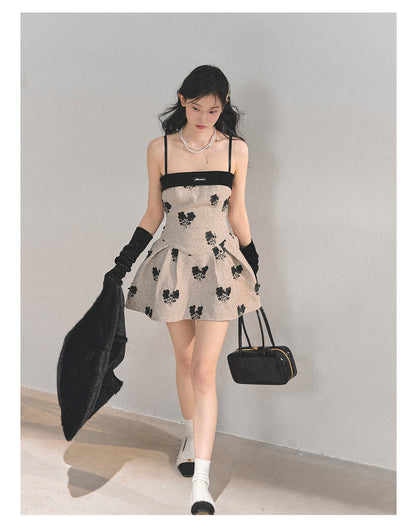 少也眼 “Whispers of Moss” Sparkle-Lined Gown with Faux-Fur Cape - Khaki/Black 6412124145