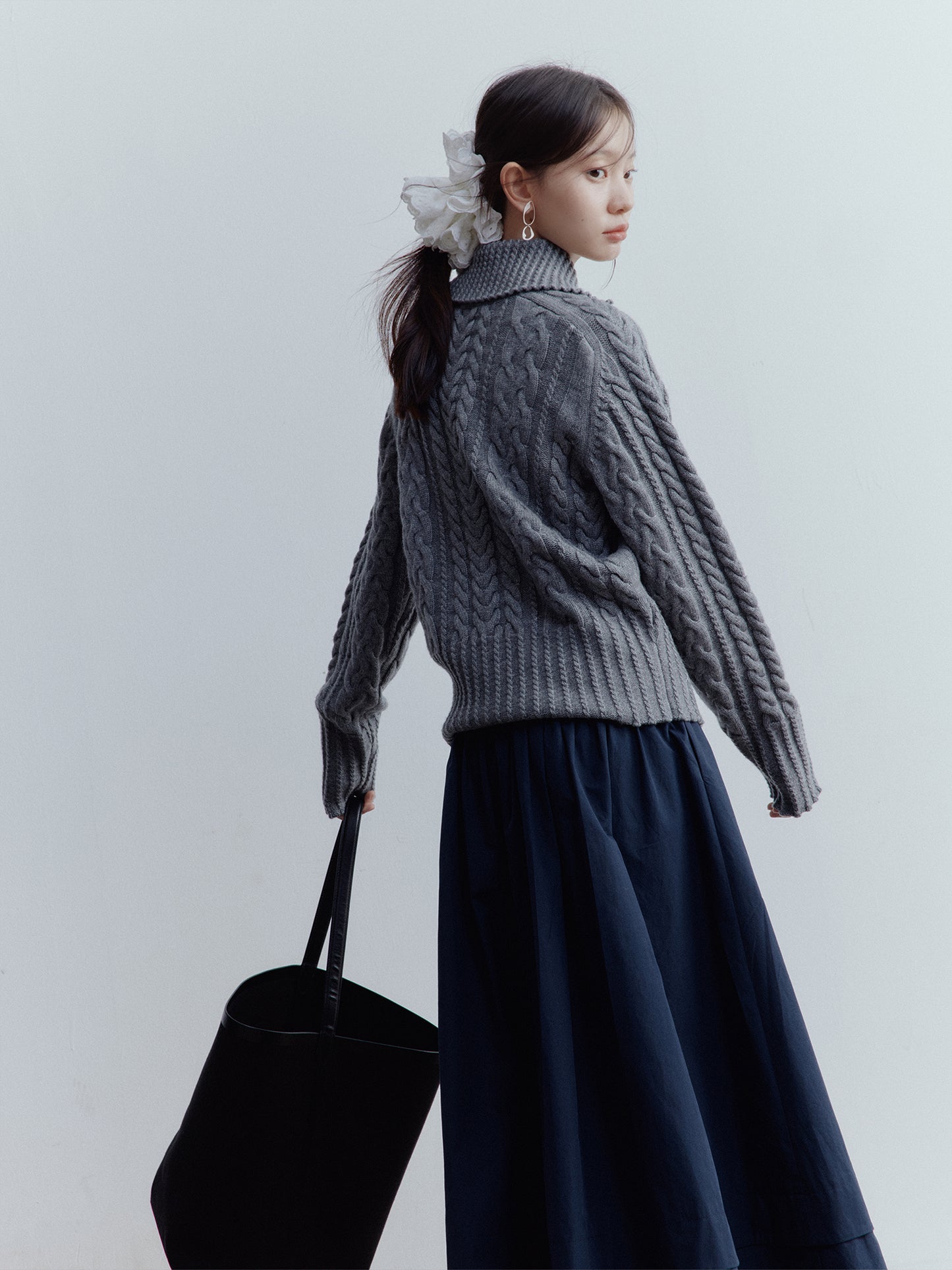FUSSED A Nerd’s Daily Twist Cable & Textured Pullover – Mist Grey FOF-25SS164a