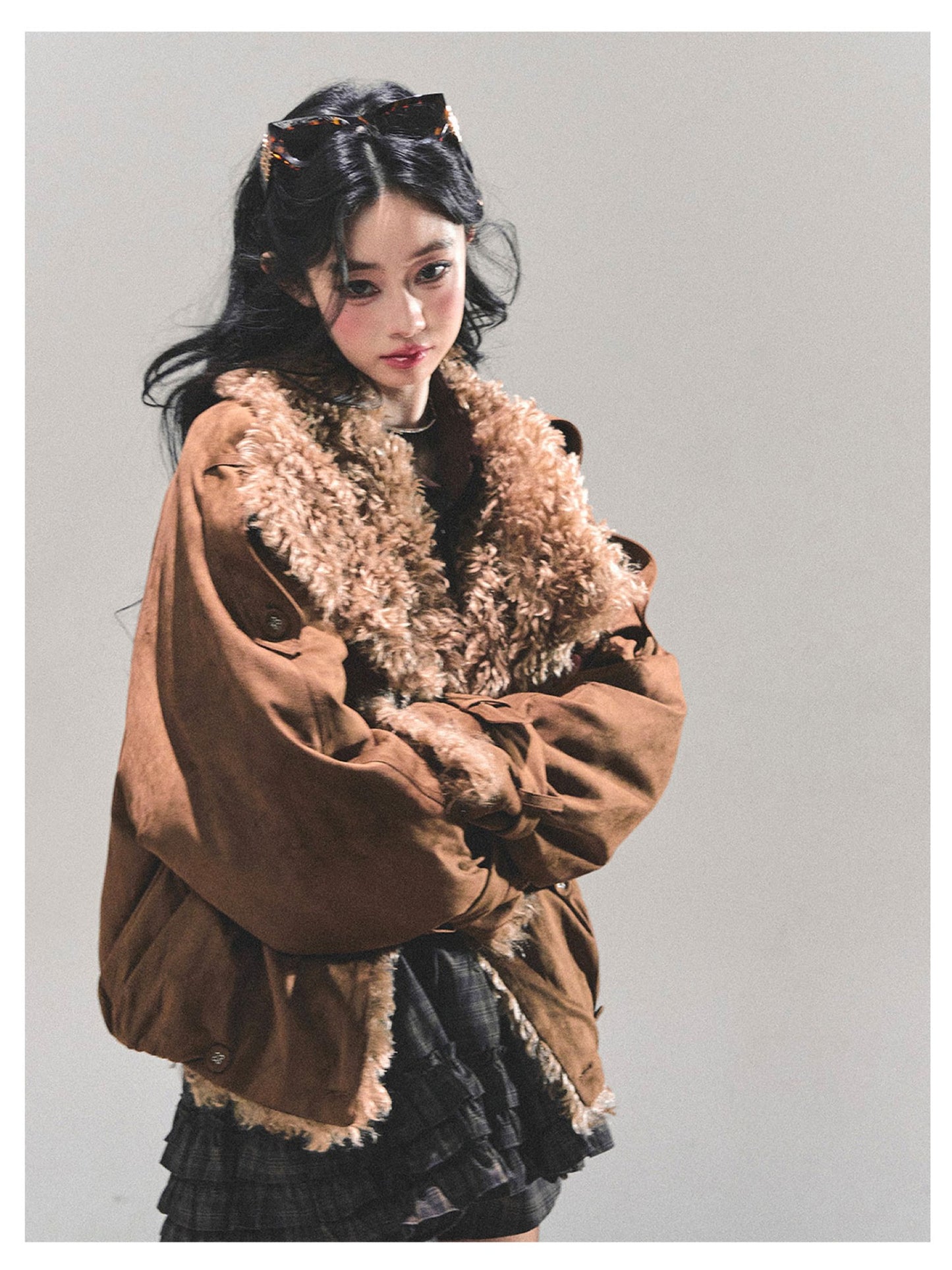 少也眼 "Velveted Winter" Cozy Shearling Fleece Jacket - Coffee Brown
