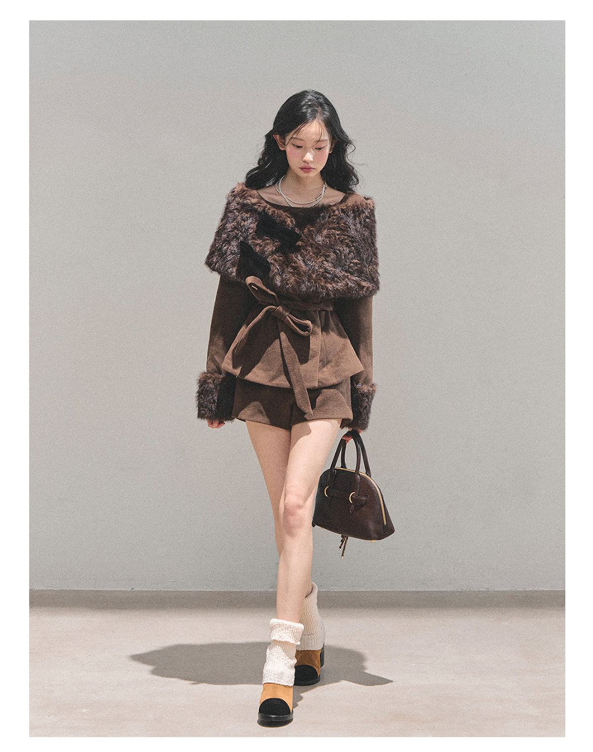 少也眼 “Drifting Through Her Dreams” – Winter Luxe Three-Piece Cape Set - Chestnut Brown 8746513