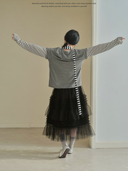 "Lazy Echo" Layered Stripe Long Sleeve Knit T-Shirt (Black Stripe / Gray Stripe)