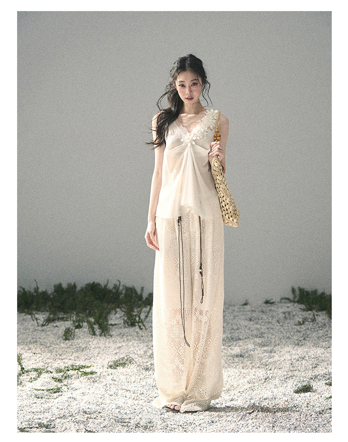 “Silent Rose” Ivory Floral Lace Sleeveless Top