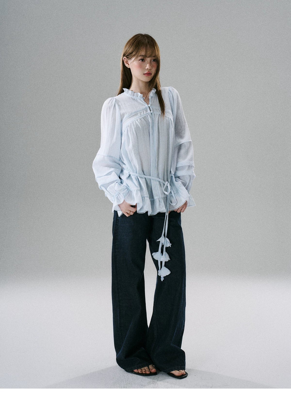 LOST FOREST - Acetate Flower Belt Detail Relaxed Top (White / Blue)