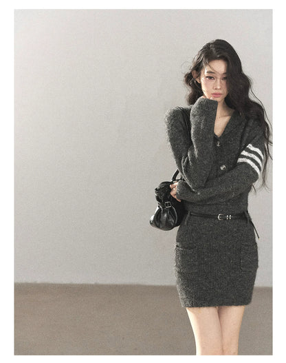 AOMALM - Whale Gray Hooded Faux-Two-Piece Knit Dress with Belt