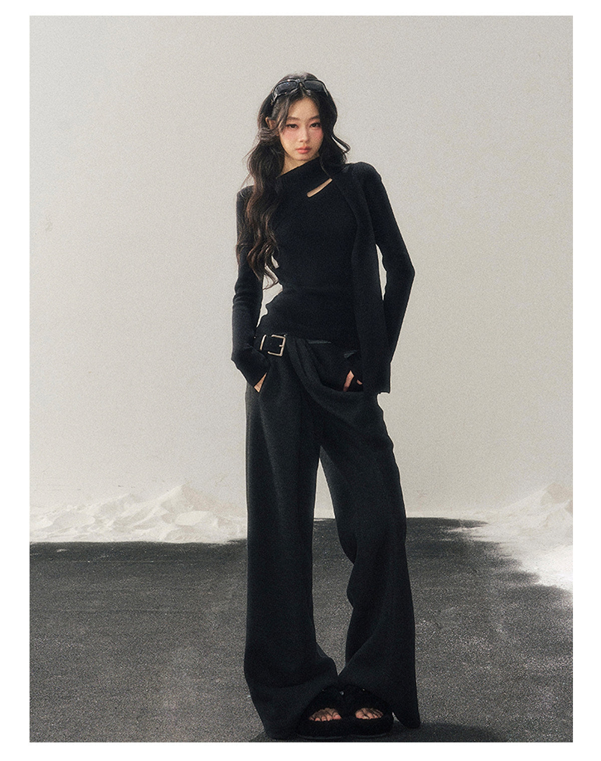 少也眼 "Dusk of Memory" Cropped Knit T-Shirt - Serene Black