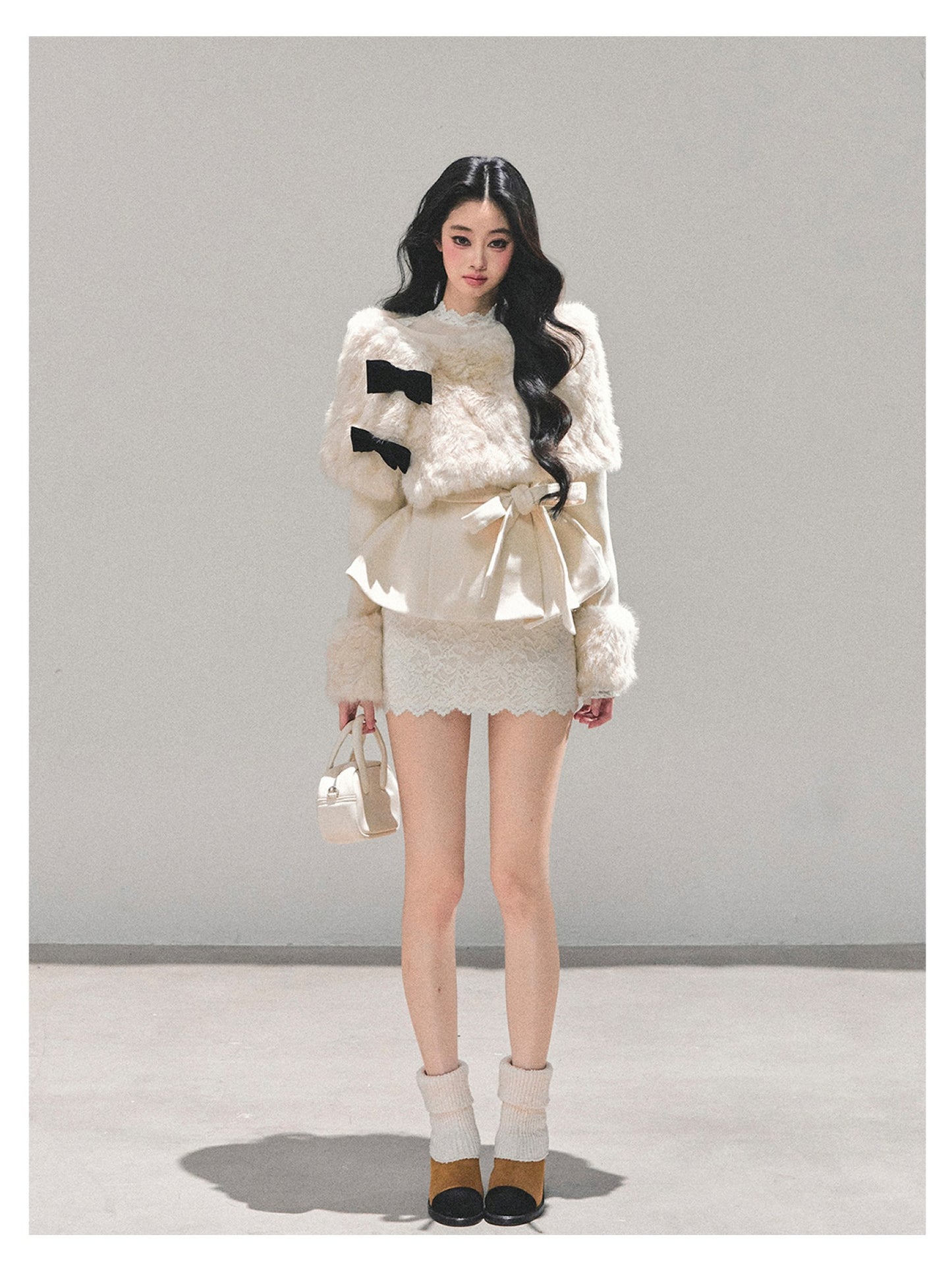 少也眼 “Through Her Dreamscape" Two-Piece Set