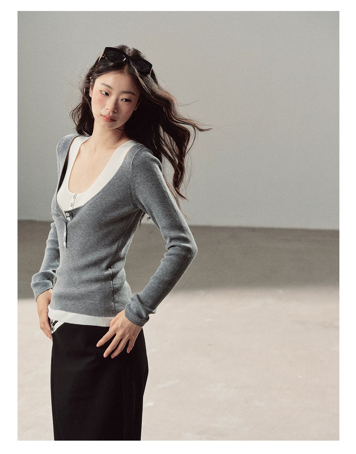 AOMALM - Korean U-Neck Faux Layered Knit Top