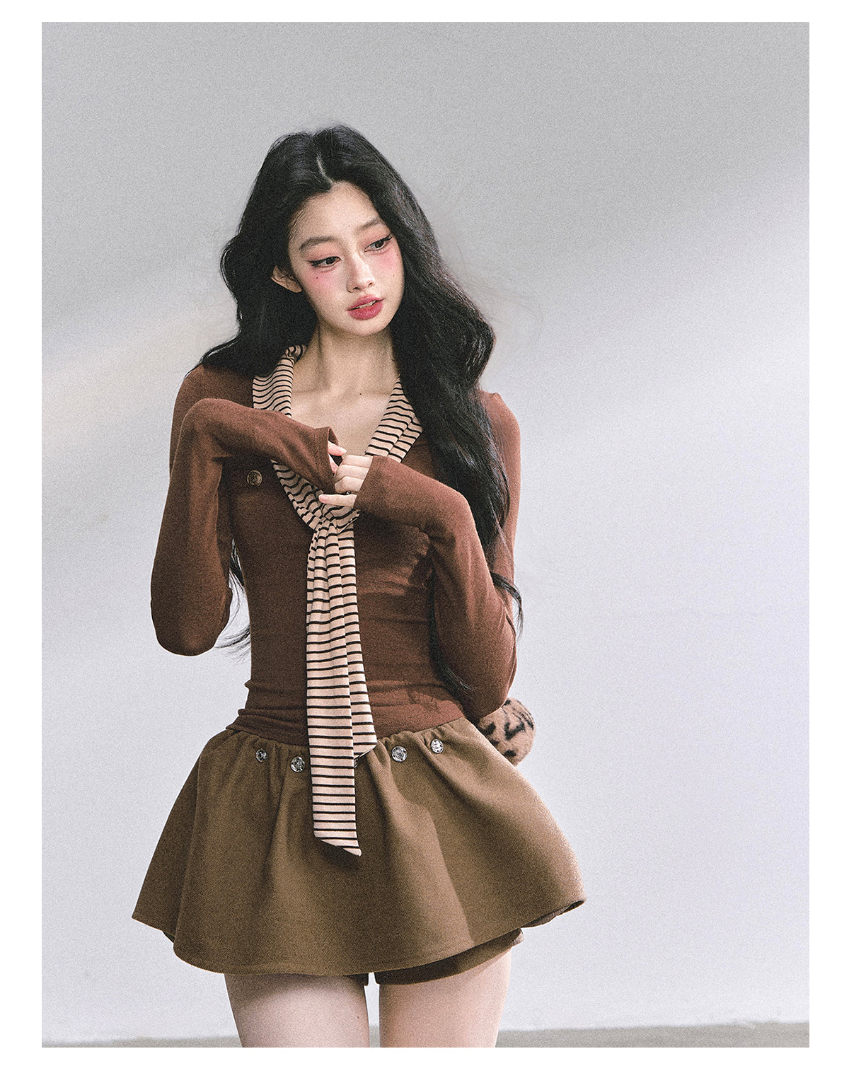 少也眼 "High-Mind Lady" American-Style Tee with Striped Neck Tie - Coffee 145846315