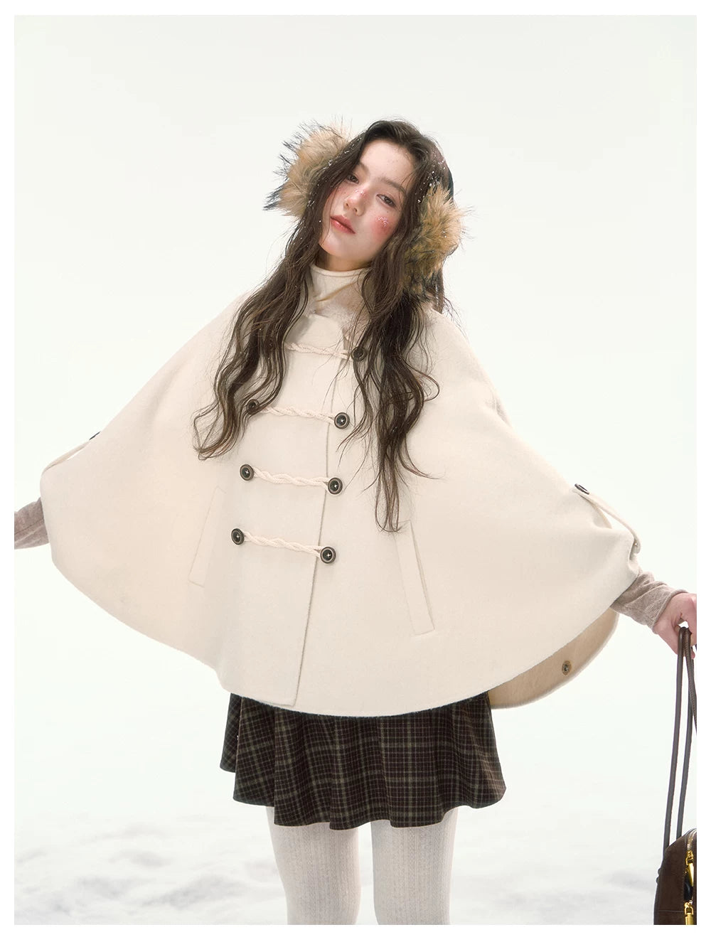 CANSTORE - "Pine Reverie" Ivory Wool-Blend Cape Coat with Faux Fur Collar