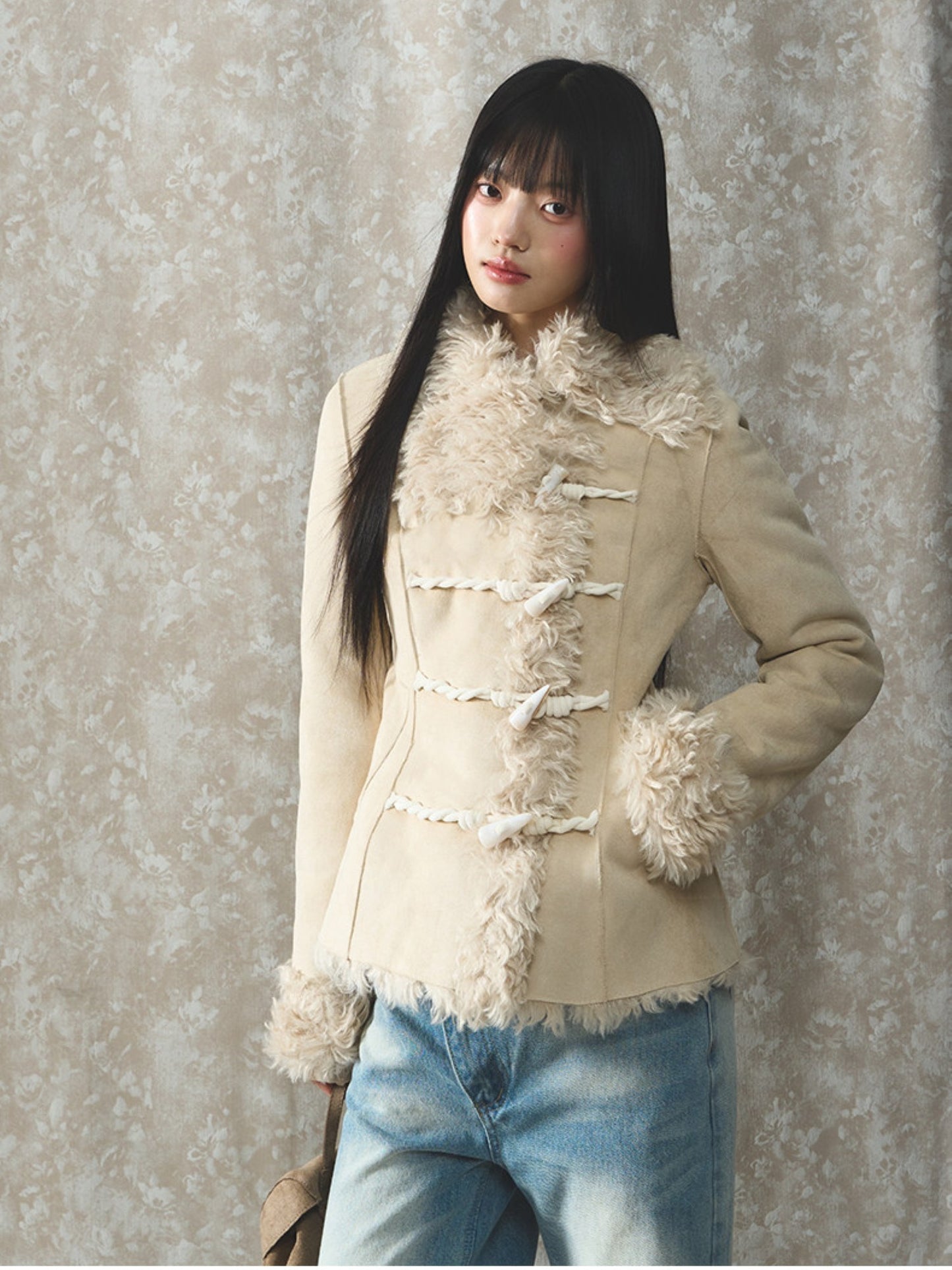 Soote Season - Cream Latte Faux Suede Toggle Belted Shearling Jacket